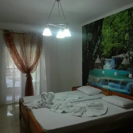 Balkan House Apartament Potos