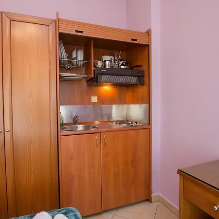 Apartment Balkan House Potos