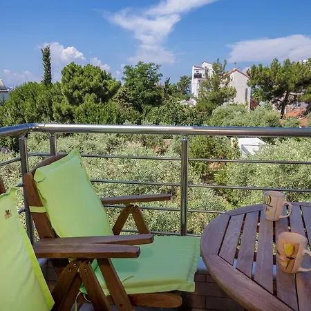 Apartment Balkan House Potos